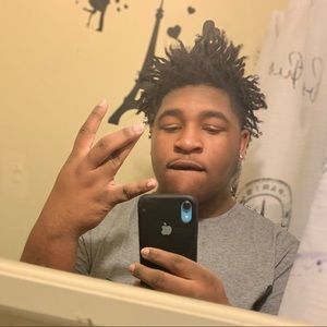 Meet your Posher, Larry